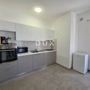 Pula, Valdebek, stan, 49.37 m2, terasa, bazen, parking