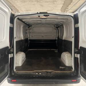 Renault Trafic Furgon L2H1 dCi 150