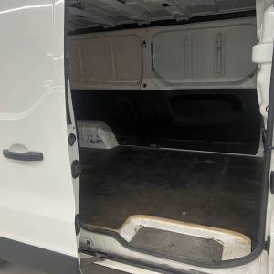 Renault Trafic Furgon L2H1 dCi 150