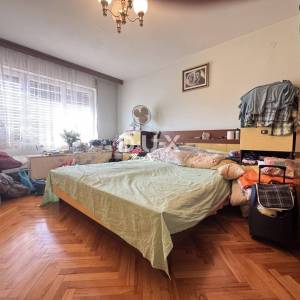 Rijeka, Belveder, dvosoban Stan s balkonom i pogledom na more, lift, odlična lokacija