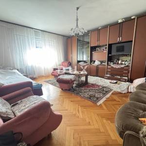 Rijeka, Belveder, dvosoban Stan s balkonom i pogledom na more, lift, odlična lokacija