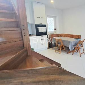 Rijeka, Hreljin, obiteljska kuća, 90 m2, vrt