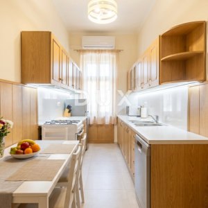 Rijeka, Kantrida, stan, 63 m2, okućnica, 100 m od mora