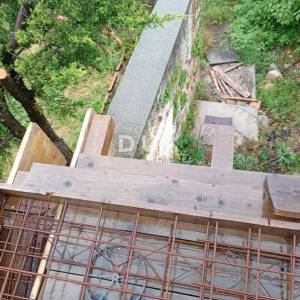 RIJEKA, PRAPUTNJAK - Prodaja starina za adaptaciju na 442 m2