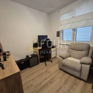Rijeka, Škurinje, 3s+db, 84.15m2, lođa, pogled na more