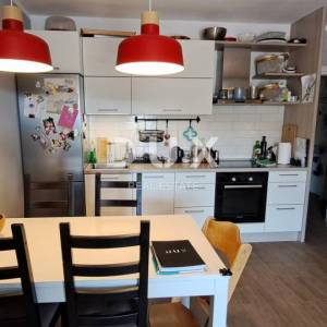 Rijeka, Škurinje, dvosoban stan, 57,17 m2, balkon, pogled na more