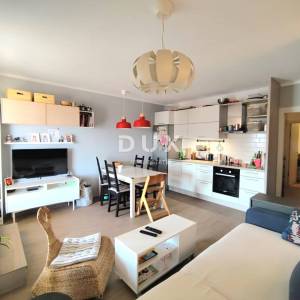 Rijeka, Škurinje, dvosoban stan, 57,17 m2, balkon, pogled na more