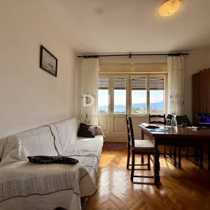 Rijeka, Trsat, 3-sobni stan, 75 m2, pogled na more, garaža