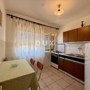 Rijeka, Trsat, stan, 40 m2, pogled na more, okućnica