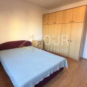 Rijeka, Zamet, 80m2, 3s+db, okućnica