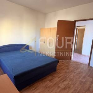 Rijeka, Zamet, 80m2, 3s+db, okućnica