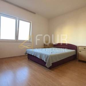 Rijeka, Zamet, 80m2, 3s+db, okućnica