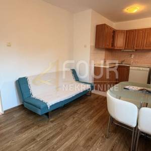 Rijeka, Zamet, 80m2, 3s+db, okućnica