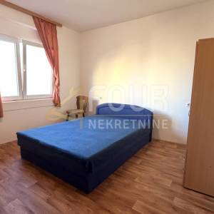 Rijeka, Zamet, 80m2, 3s+db, okućnica