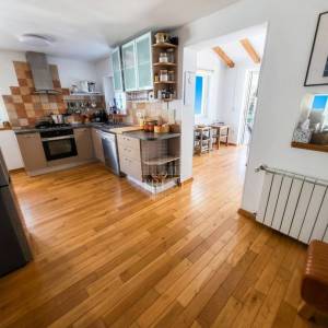 Rovinj — Obiteljska kuća s turističkim apartmanima u centru grada, blizu mora