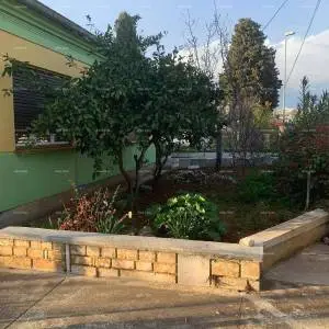 Samostojeća prizemnica u Fažani !