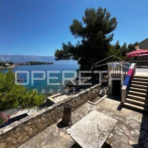 Selce – Prvi red do mora s privatnim pristupom plaži i bovom