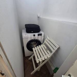 SENJ, stan u prvom redu do mora