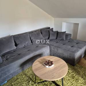 Senj, trosobni stan, 60 m2