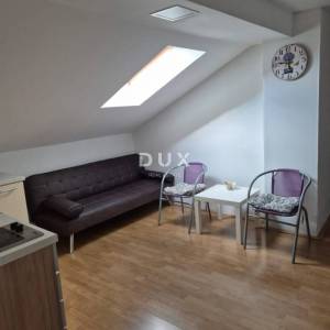 Senj, trosobni stan, 60 m2