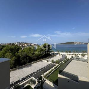 Sevid/Penthouse s krovnom terasom blizu mora Z2S6
