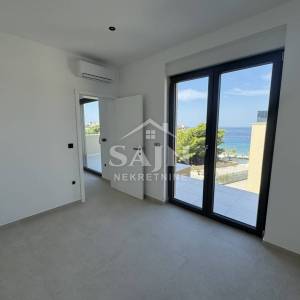 Sevid/Penthouse s krovnom terasom blizu mora Z2S6