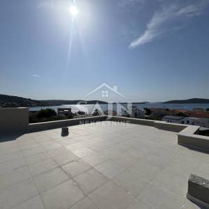 Sevid/Penthouse s krovnom terasom blizu mora Z2S6