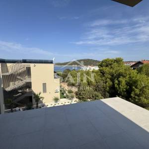 Sevid/Penthouse s krovnom terasom blizu mora Z2S5
