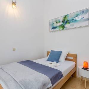 Šira okolica grada Krka - Namješten apartman s pogledom na more