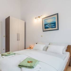 Šira okolica grada Krka - Namješten apartman s pogledom na more