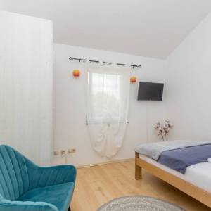 Šira okolica grada Krka - Namješten apartman s pogledom na more