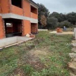 ŠIŠAN – DVOJNI OBJEKT, ODLIČNA INVESTICIJSKA PRILIKA