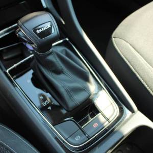 Škoda Karoq 1.5 TSi DSG *LED, NAVIGACIJA, KAMERA*