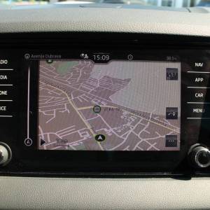 Škoda Karoq 1.5 TSi DSG *LED, NAVIGACIJA, KAMERA*