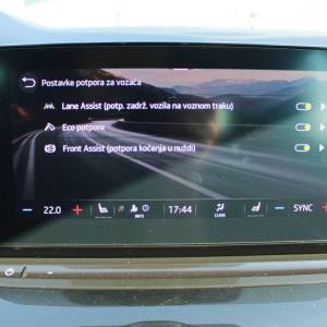 Škoda Octavia 2.0 TDi 150ks DSG Style *LED, NAVIGACIJA, KAMERA*