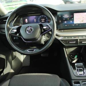 Škoda Octavia 2.0 TDi DSG Bussiness *LED, NAVIGACIJA, KAMERA*