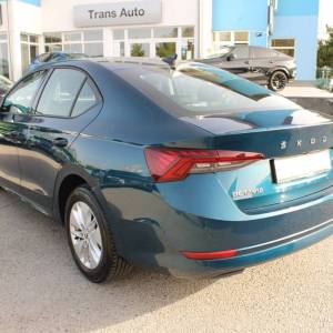 Škoda Octavia 2.0 TDi DSG Bussiness *LED, NAVIGACIJA, KAMERA*