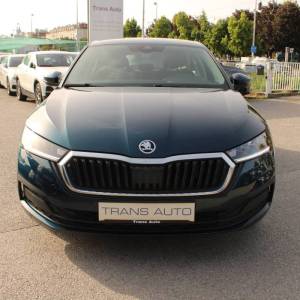 Škoda Octavia 2.0 TDi DSG Bussiness *LED, NAVIGACIJA, KAMERA*