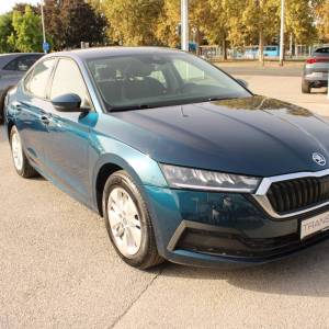 Škoda Octavia 2.0 TDi DSG Bussiness *LED, NAVIGACIJA, KAMERA*