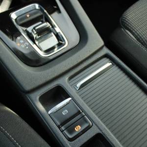 Škoda Octavia 2.0 TDi DSG Bussiness *LED, NAVIGACIJA, KAMERA*
