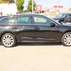 Škoda Octavia Combi 2.0 TDi 150ks DSG Style *LED, NAVIGACIJA, KAMERA*