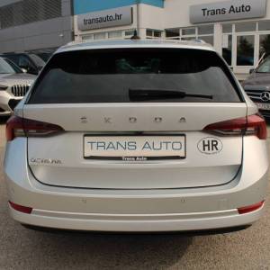Škoda Octavia Combi 2.0 TDi DSG Style *KOŽA,NAVI,LED,KAMERA*