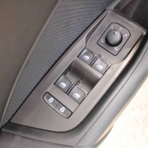 Škoda Octavia Combi 2.0 TDi *PANORAMA,LED,KAMERA*