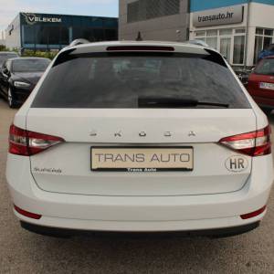 Škoda Superb Combi 2.0 TDi DSG Executive *NAVIGACIJA, LED*