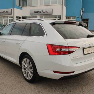 Škoda Superb Combi 2.0 TDi DSG Executive *NAVIGACIJA, LED*