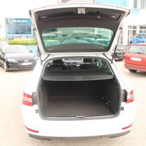 Škoda Superb Combi 2.0 TDi DSG Executive *NAVIGACIJA, LED*