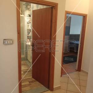 Stan 104m2 4soban, Pula Centar