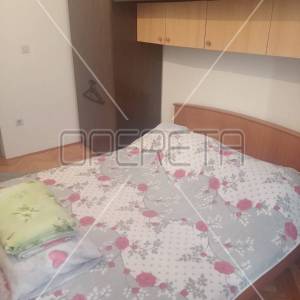 Stan 104m2 4soban, Pula Centar