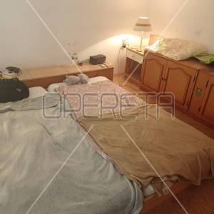 Stan 104m2 4soban, Pula Centar
