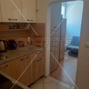 Stan 104m2 4soban, Pula Centar